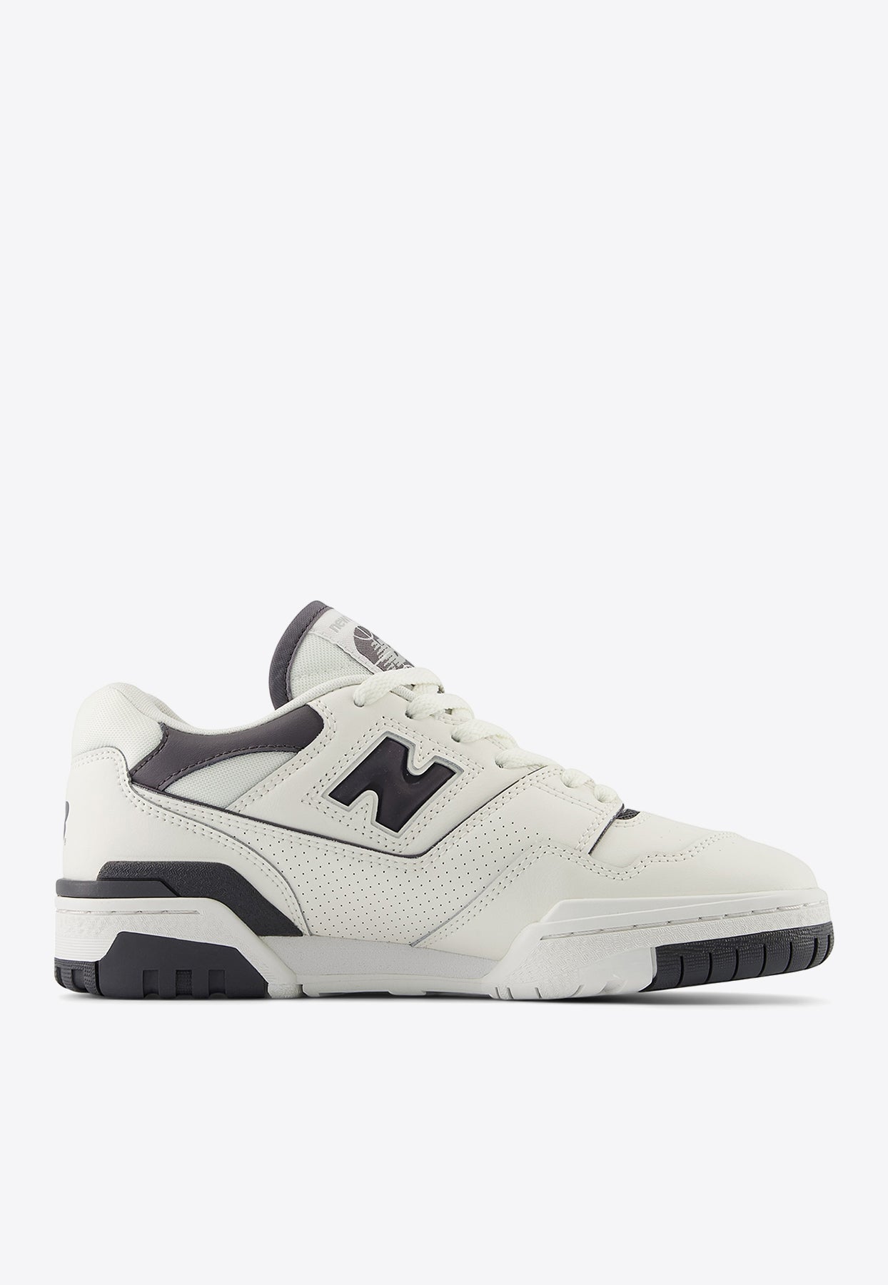Shop New Balance 550 Low-top Sneakers In Sea Salt With Magnet In White