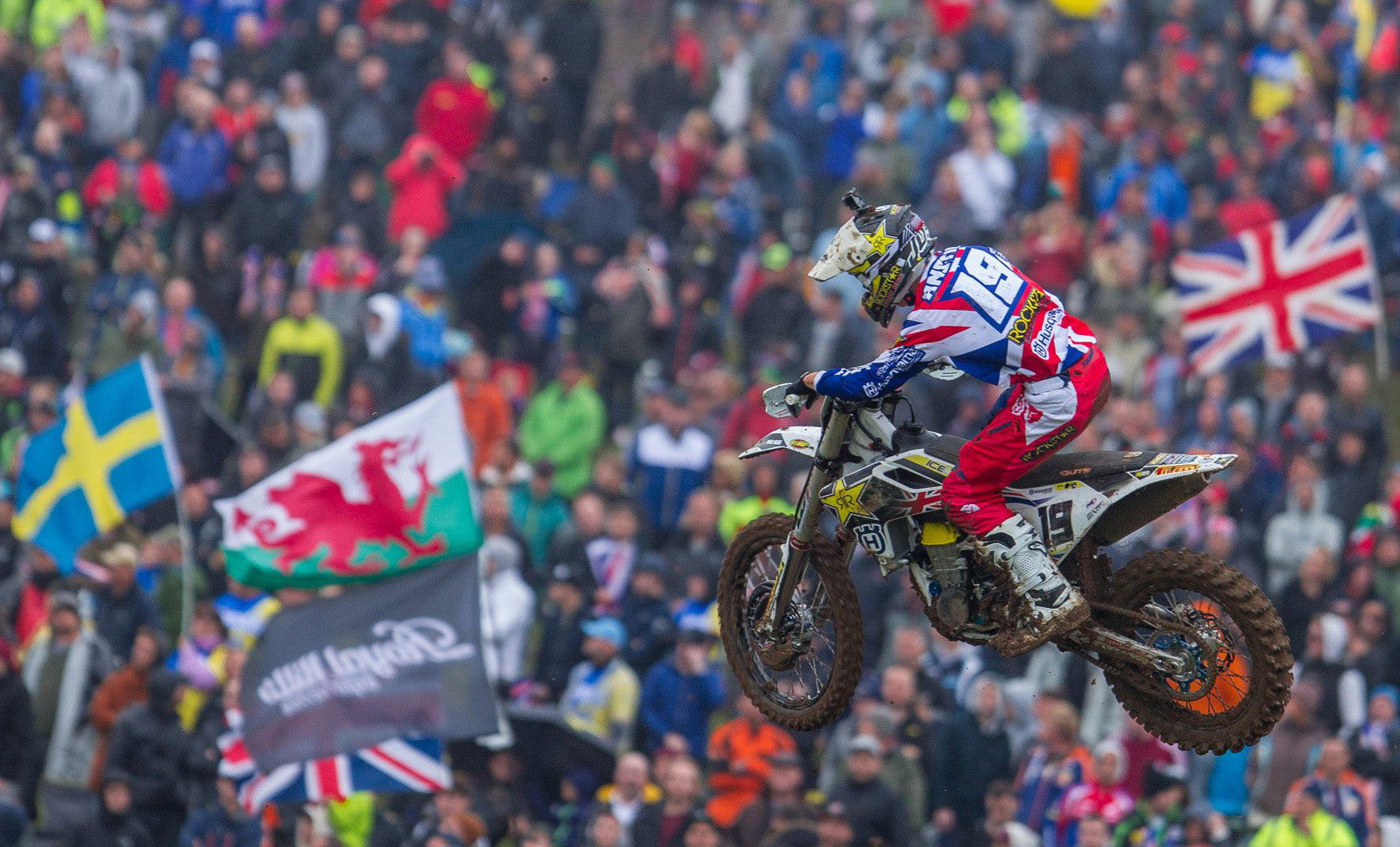 MAX ANSTIE WINS THE MX1 CLASS AT THE MOTOCROSS DES NATIONS