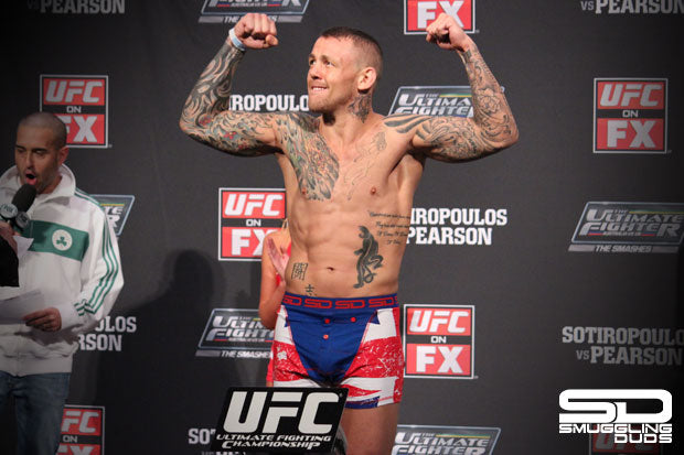 Ross Pearson UFC Smashes Weigh-in