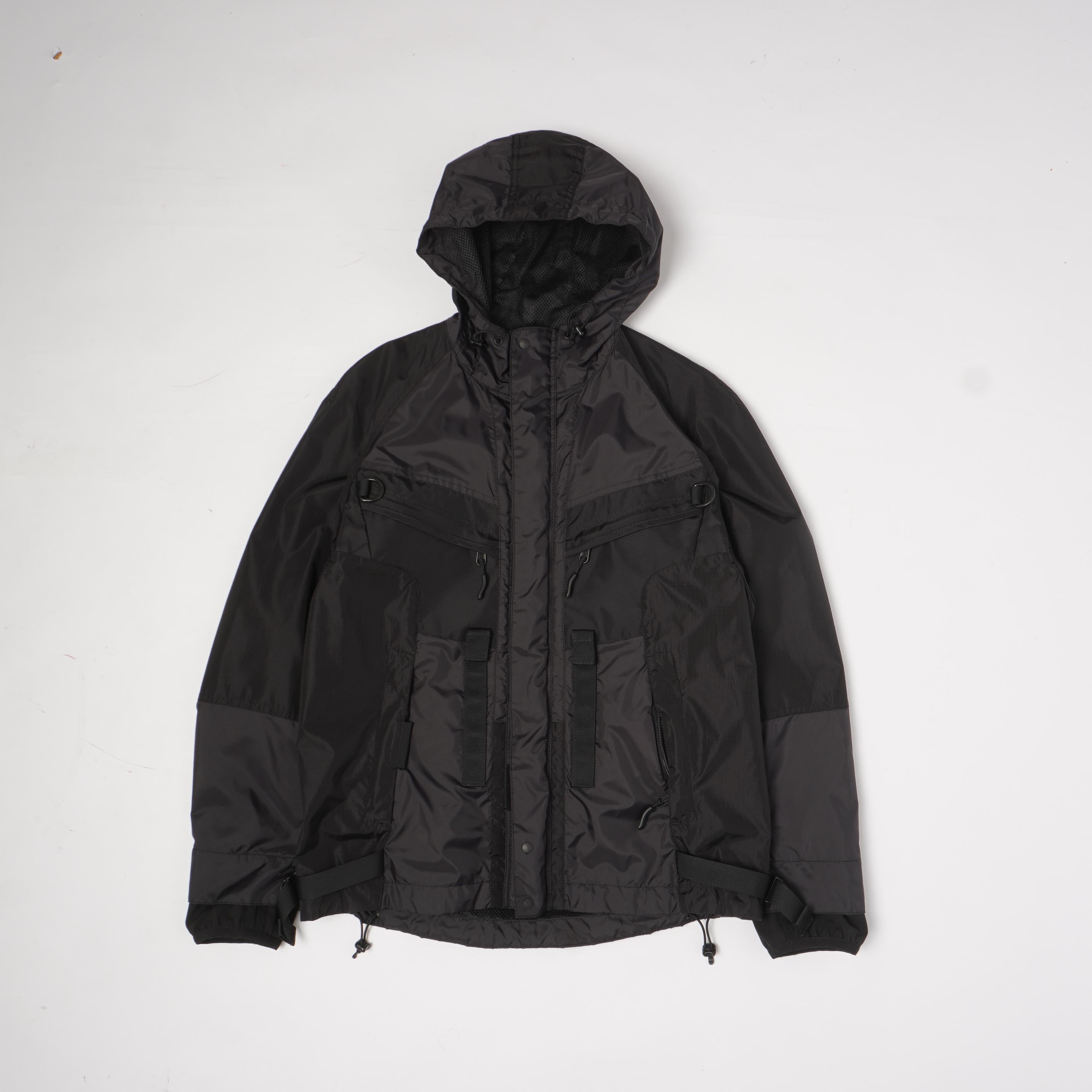 image of COMME DES GARCONS X THE NORTH FACE WINDBREAKER