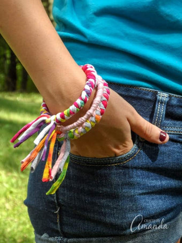 Do-It-Yourself interlaced shirt bracelet