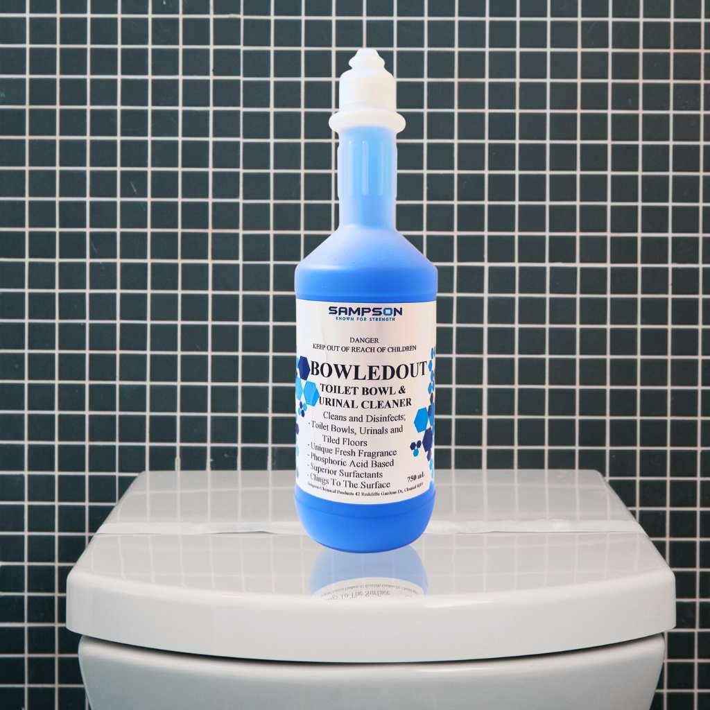 https://cdn.shopify.com/s/files/1/0554/3860/6488/files/Toilet-Cleaner-Bowled-Out-750ml_1600x.jpg?v=1697796159