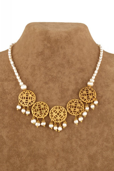 Bijuland Pearl Necklace