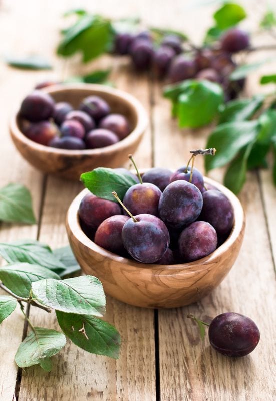 grapes in bowls