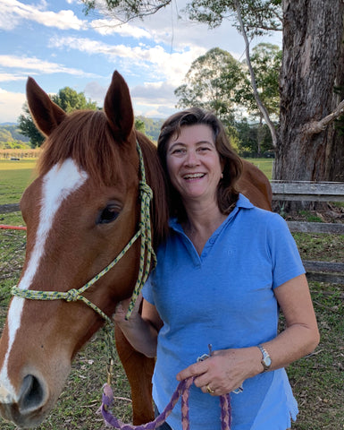 The Horse Listener shares feedback on EQU Streamz helping Eva with injury and wound recovery using EQU Streamz advanced magnetic horse bands