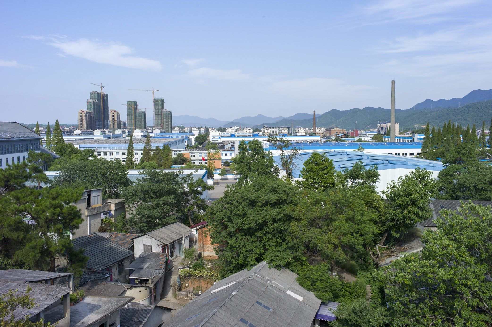 A view over Jingdezhen from Takeshi Yasuda’s studio