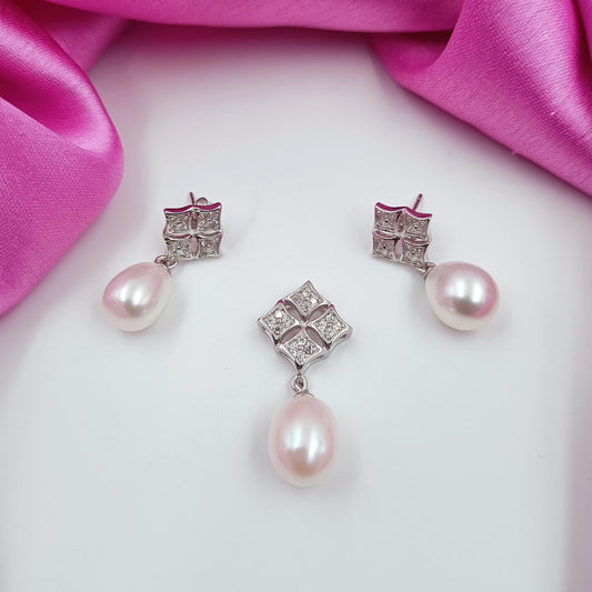92.5 Silver Hanging Pearl Pendant Shree Radhe Pearls