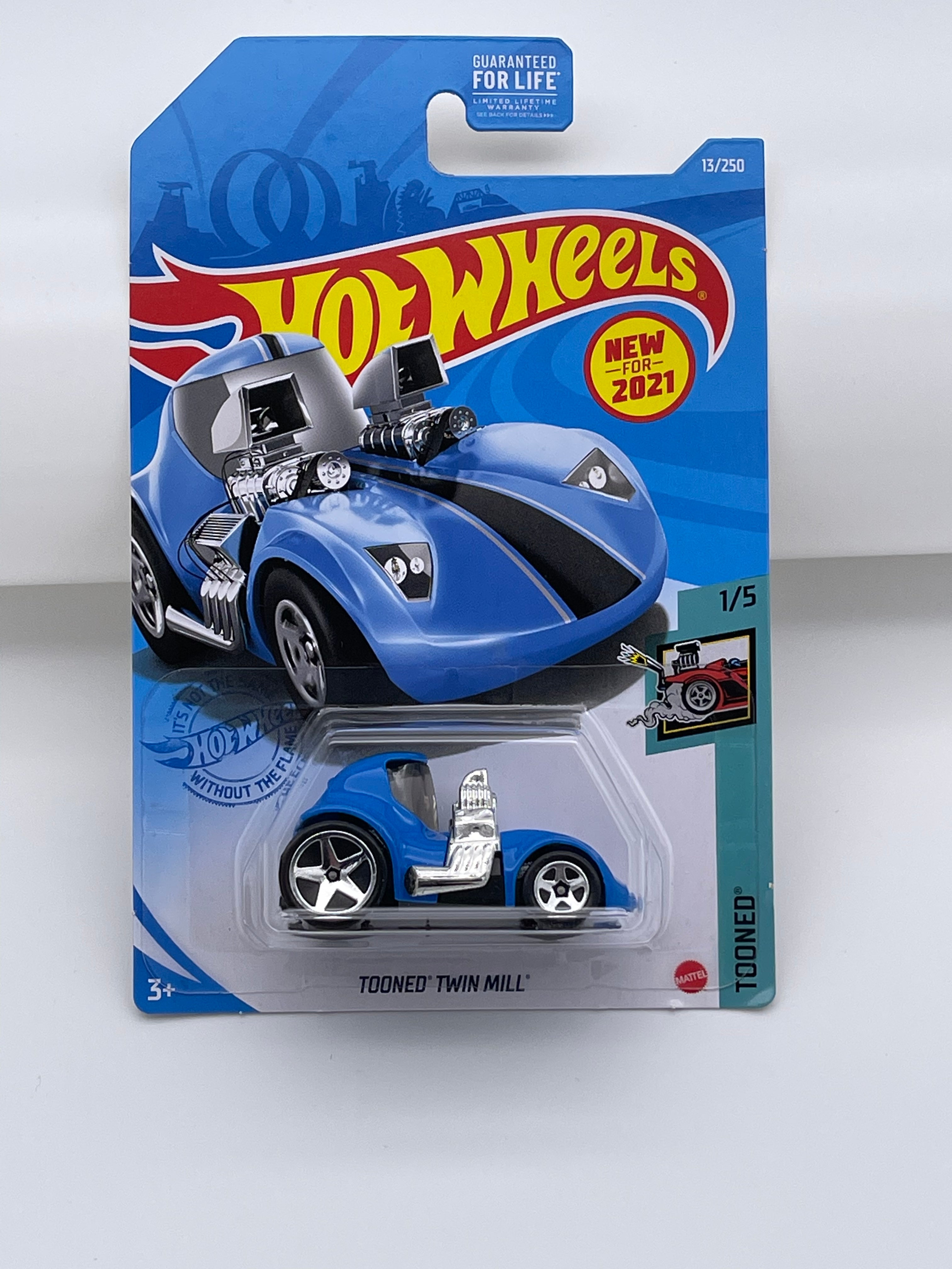 Hot Wheels Tooned Twin Mill Attic10Flips