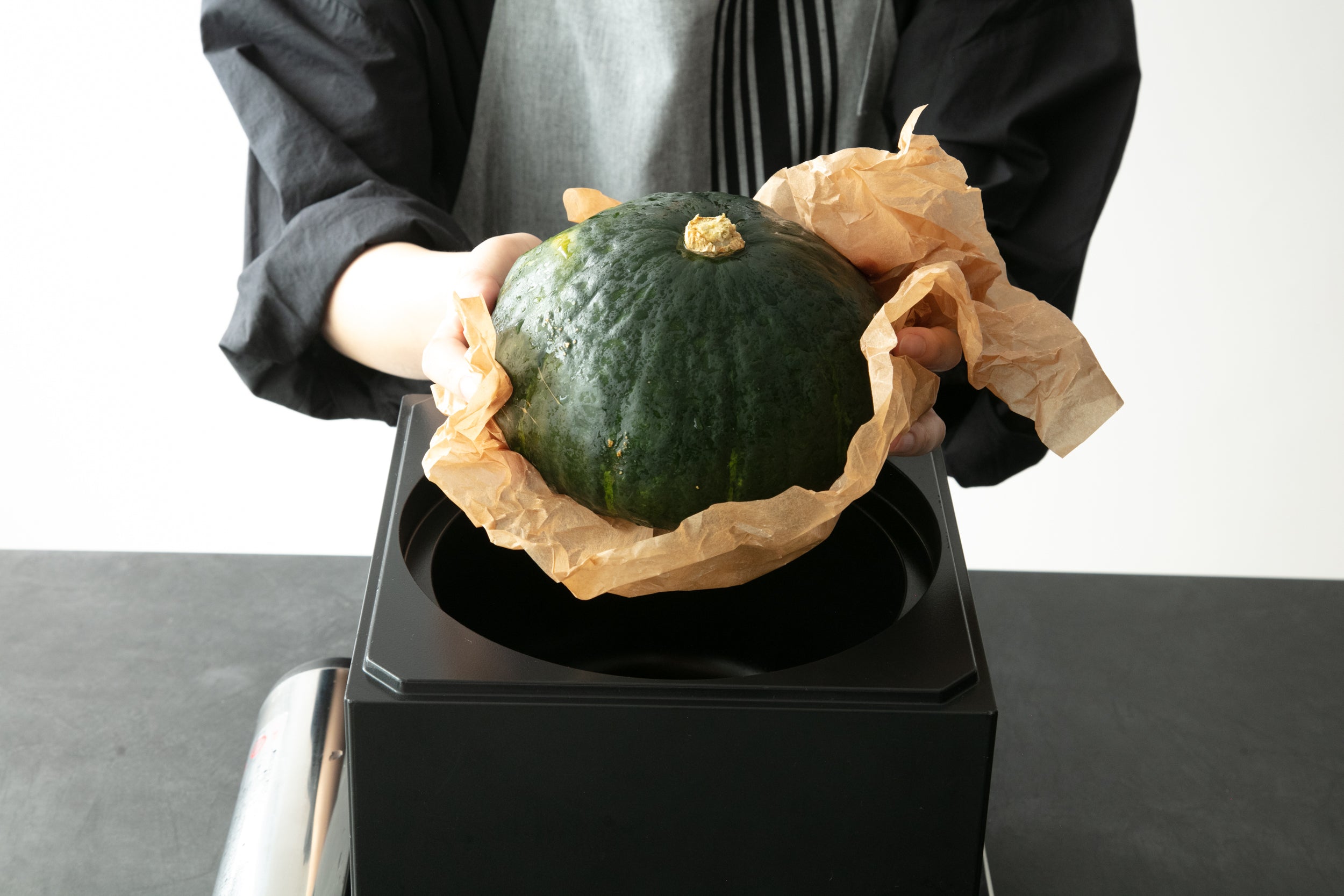 ANAORI kakugama　まるごとかぼちゃの無水蒸し