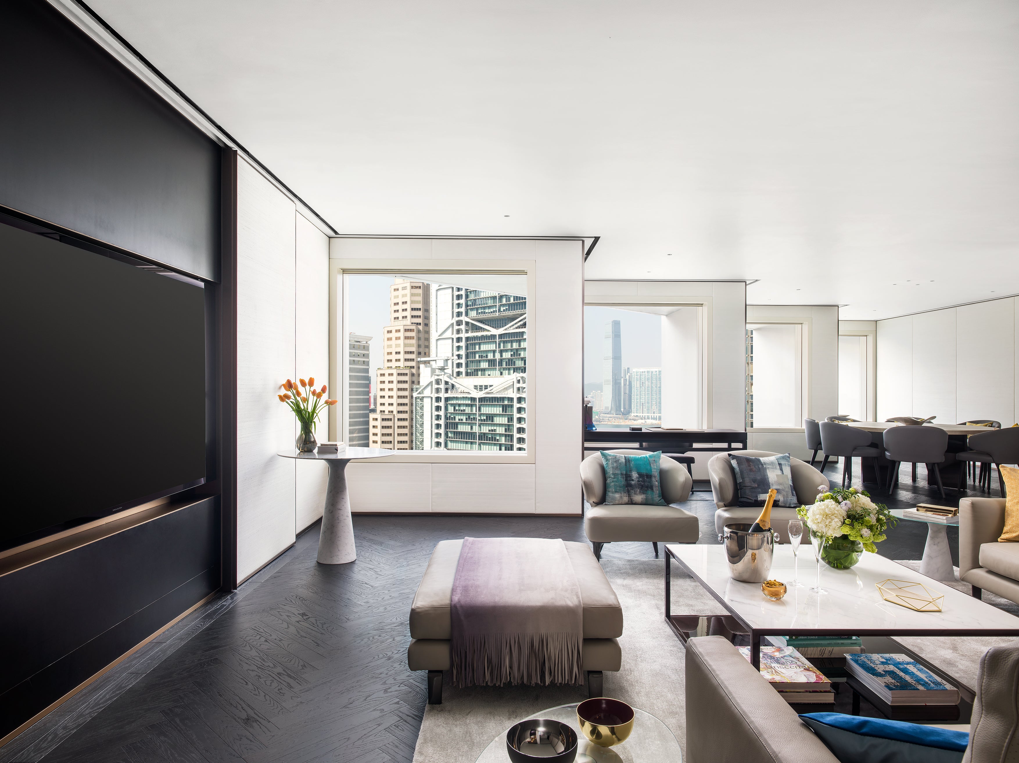 Andante | The Murray Murray Suite Living Room 2