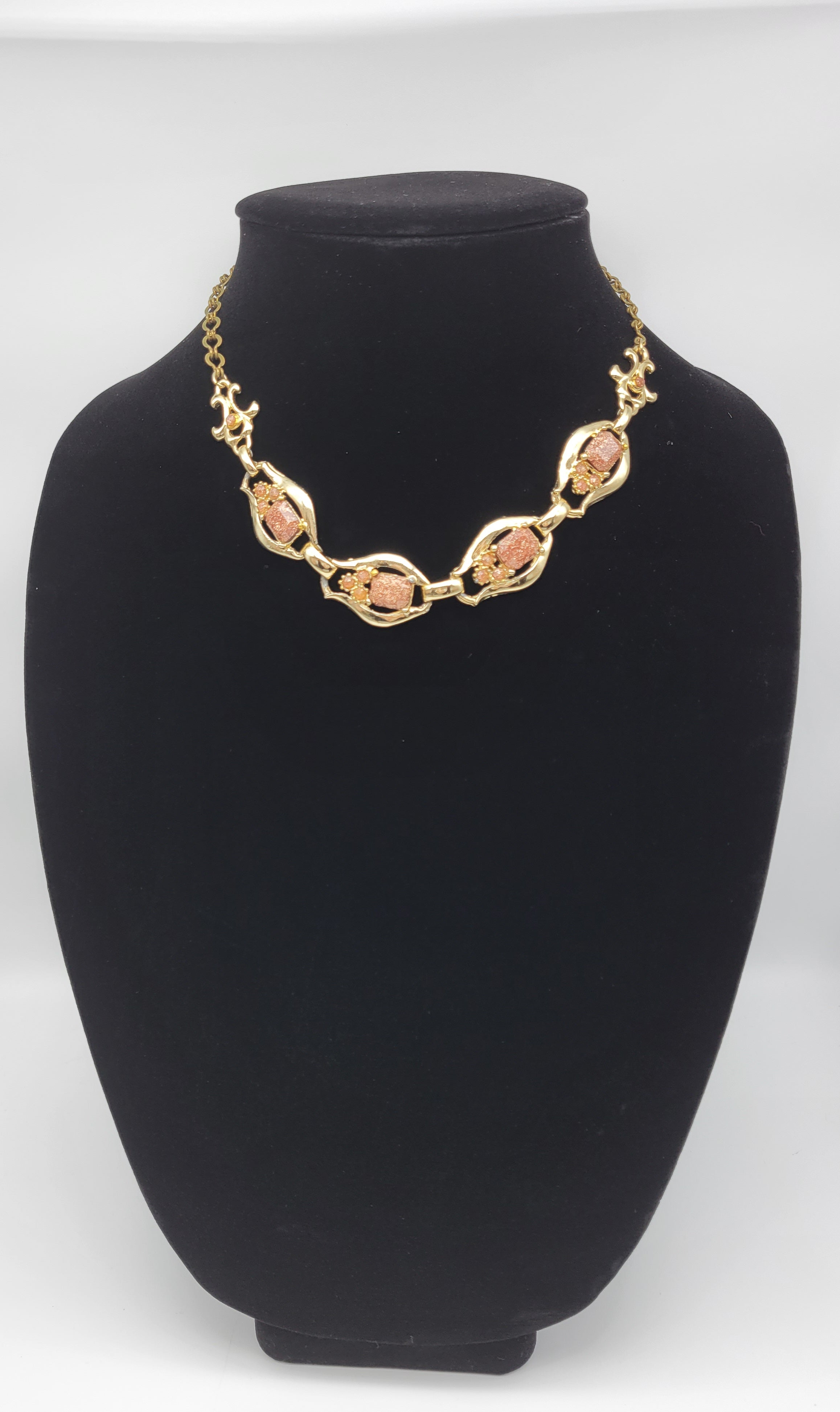 WHIMSY / 10K POZESSION GOLD NECKLACEethos