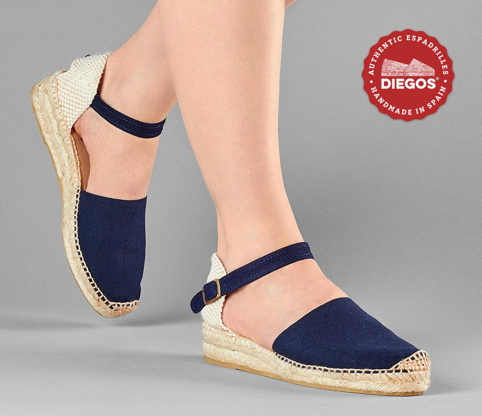 Navy blue with low wedge heel strap | Classic summer shoe – diegos.com