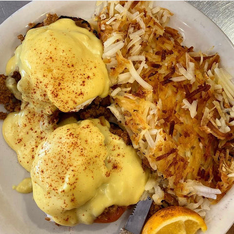 Chorizo Benedict and Hash Browns from Sunshine Cafe
