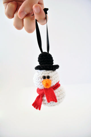 Snowman ornament crochet pattern