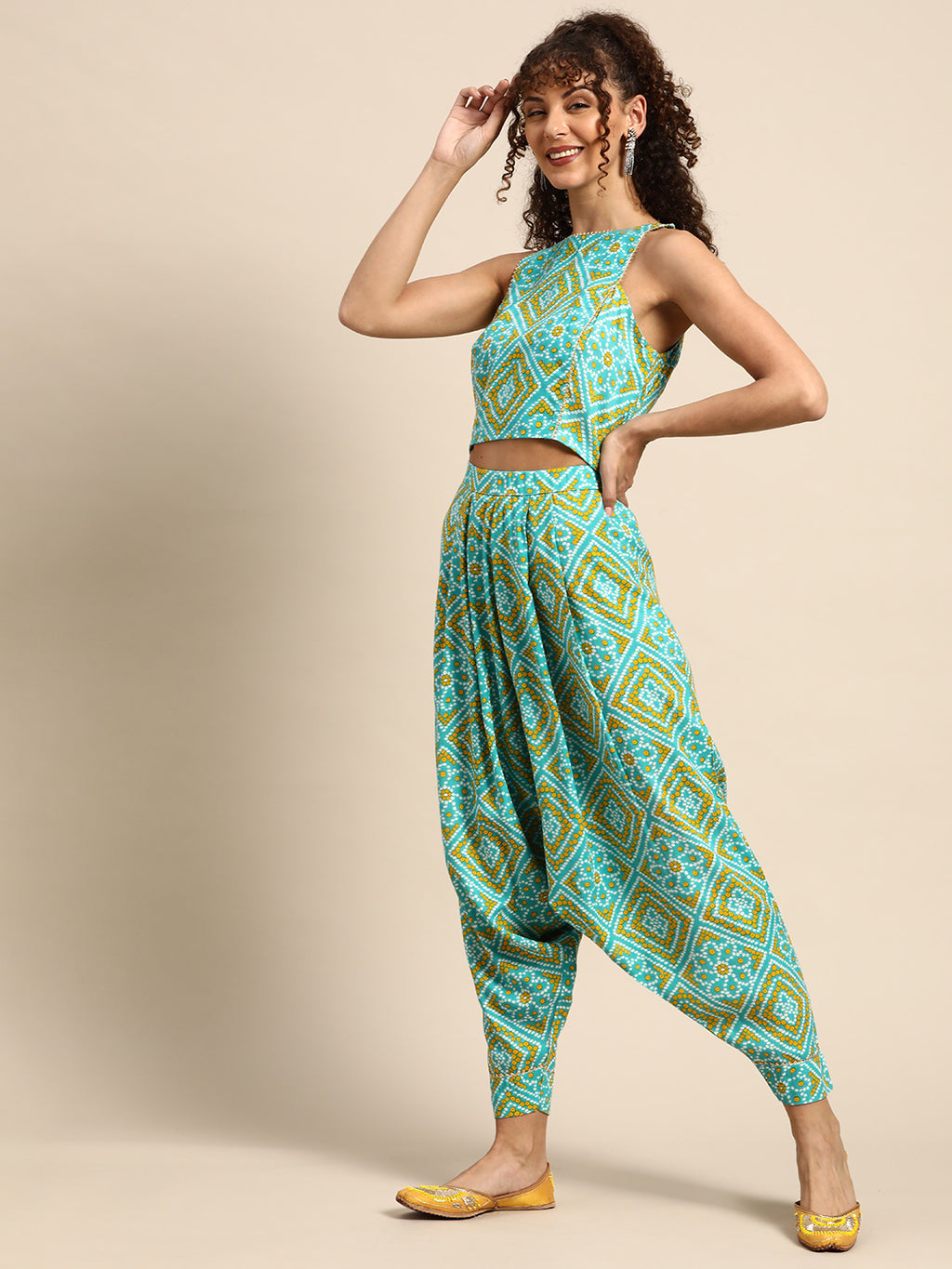 Proyog-Dubai - Vira Dhoti pants with Matsya Crop top ! It's Proyog