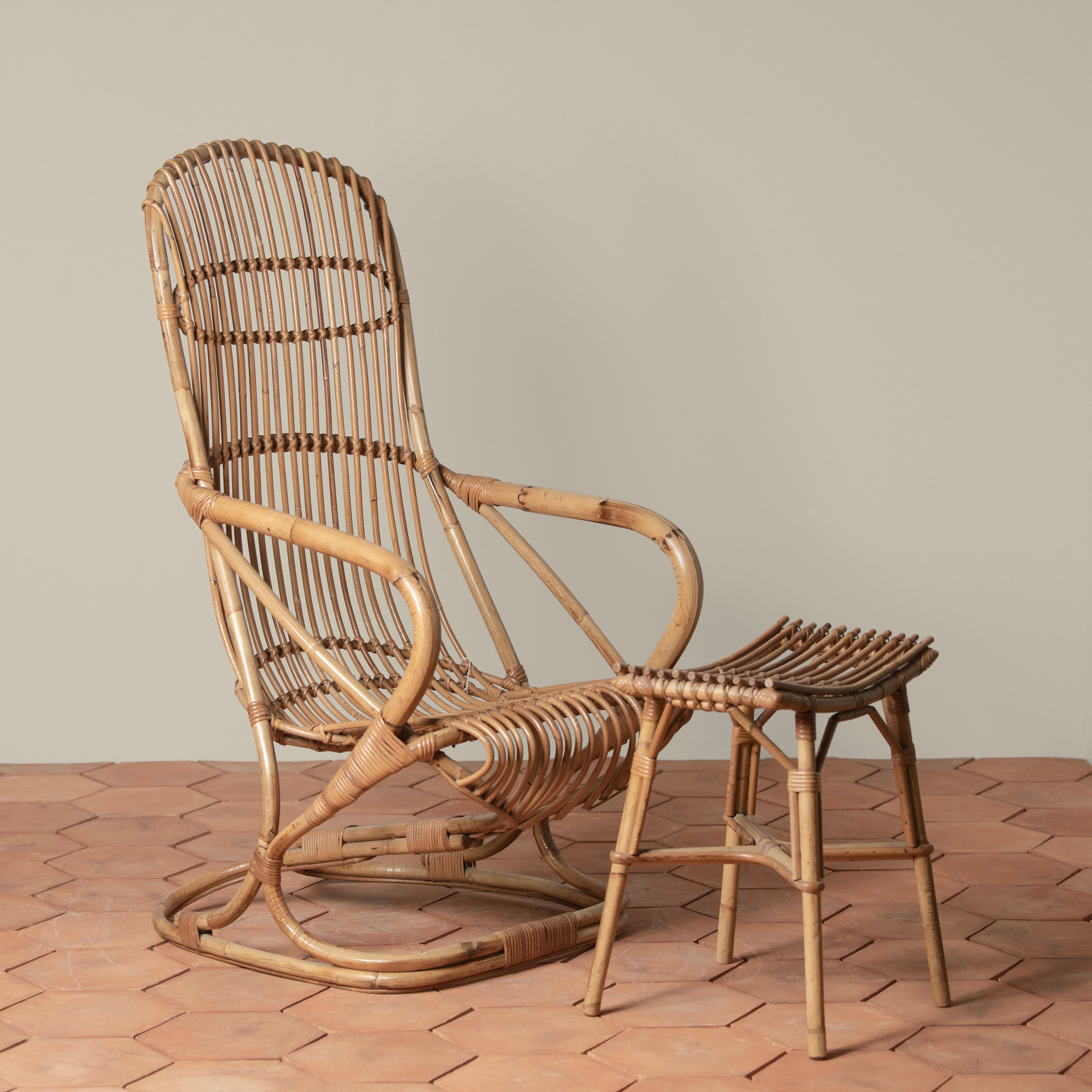 Antique rattan 2025 rocking chair