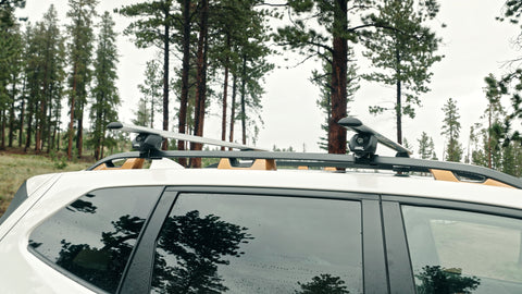 a close-up image of a car roof rack