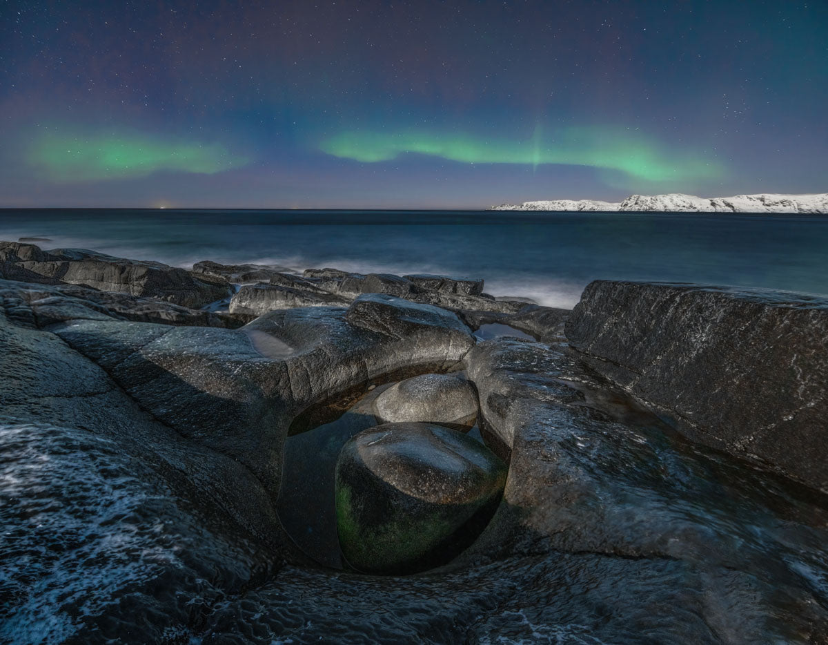 Beautiful night shot showing the Auora taken on the Laowa 10mm Wide Angle