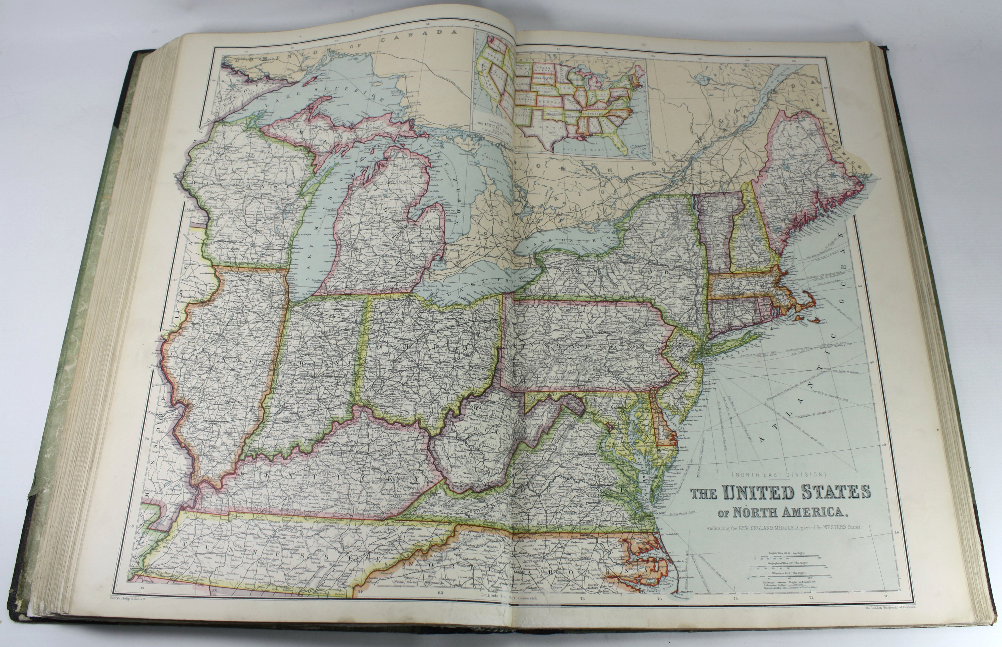 the-reader-s-reference-atlas-of-the-world-george-philip-son-1911