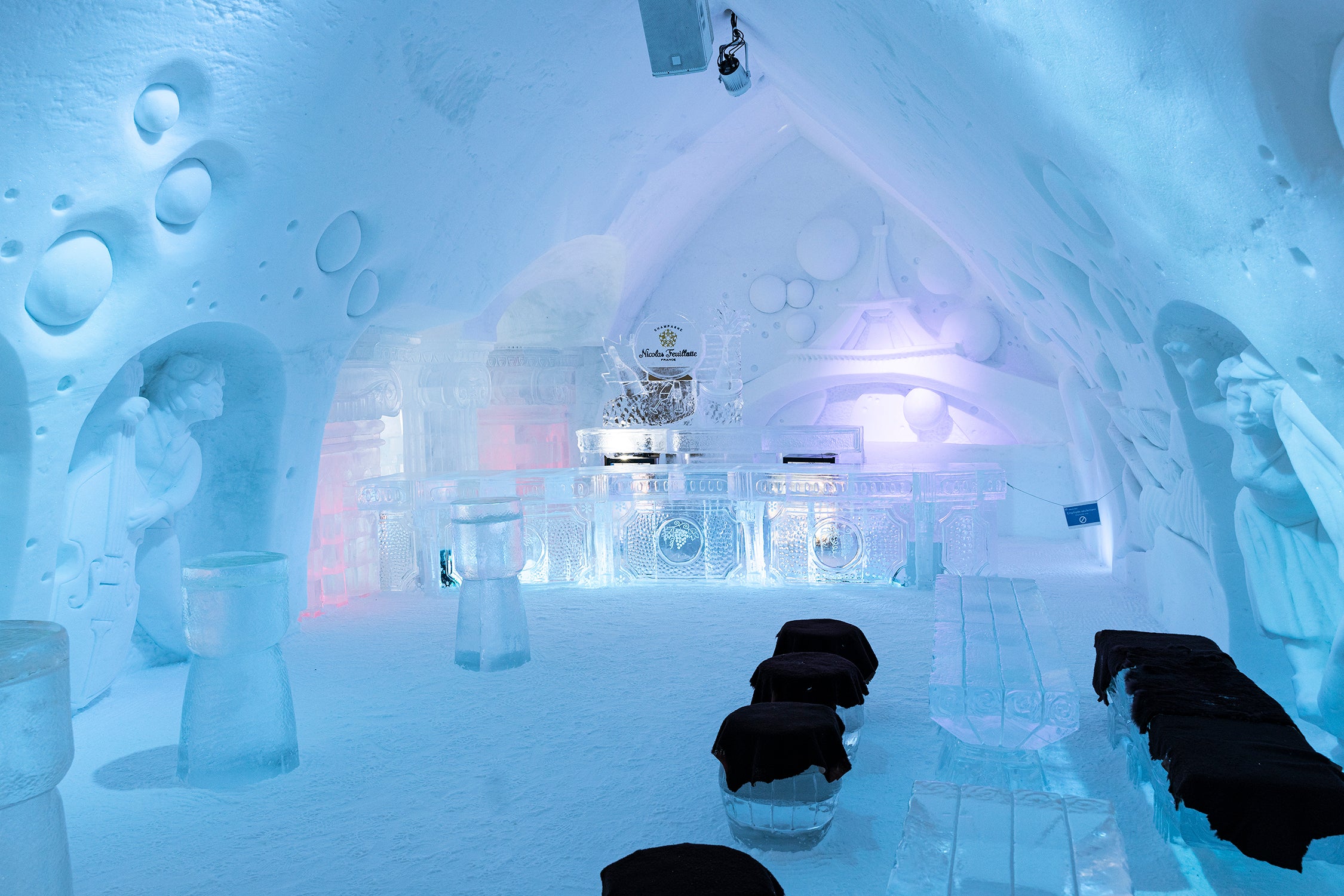 Ice Hotel Bar - Willo & Felix Fine Art