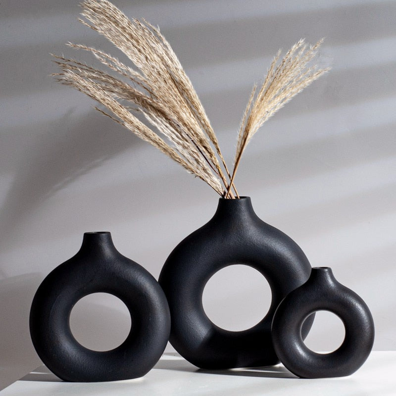 Scandinavian Design Small Black Ceramic Donut Vase | Scandinter