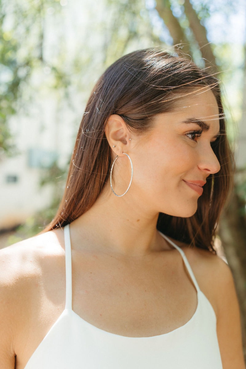 A List of Hoop Earring Sizes & On-Ear Size Chart — Borsheims