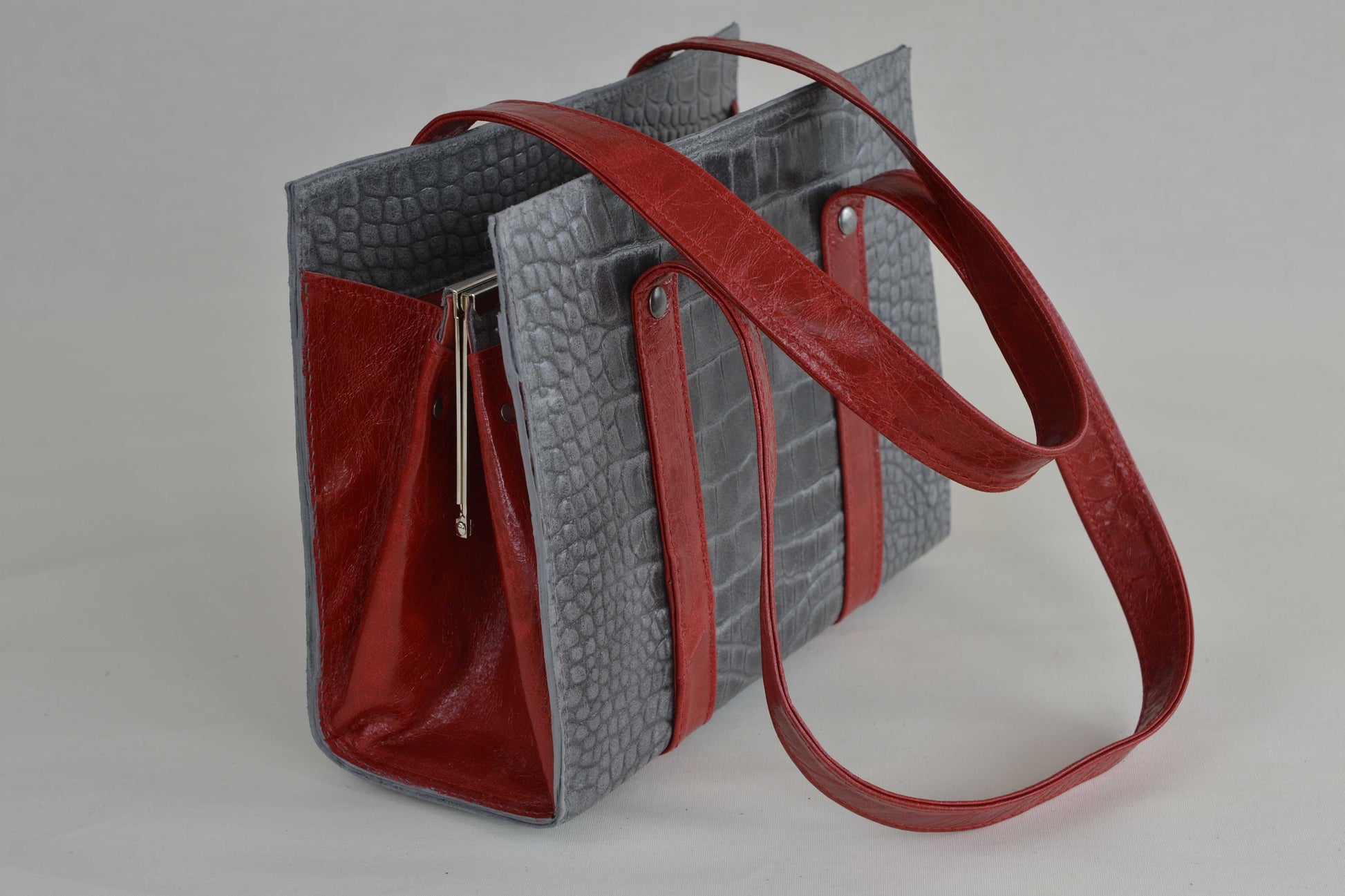congestie statistieken aanval Handmade leather ladies handbag | Gray Red Devil – Bolsas tassen
