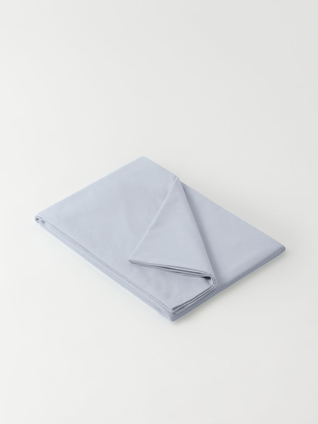 DAWN - Percale Fladt Lagen (260x260) - Arctic Blue - 100% økologisk bomuld - Lyseblåt