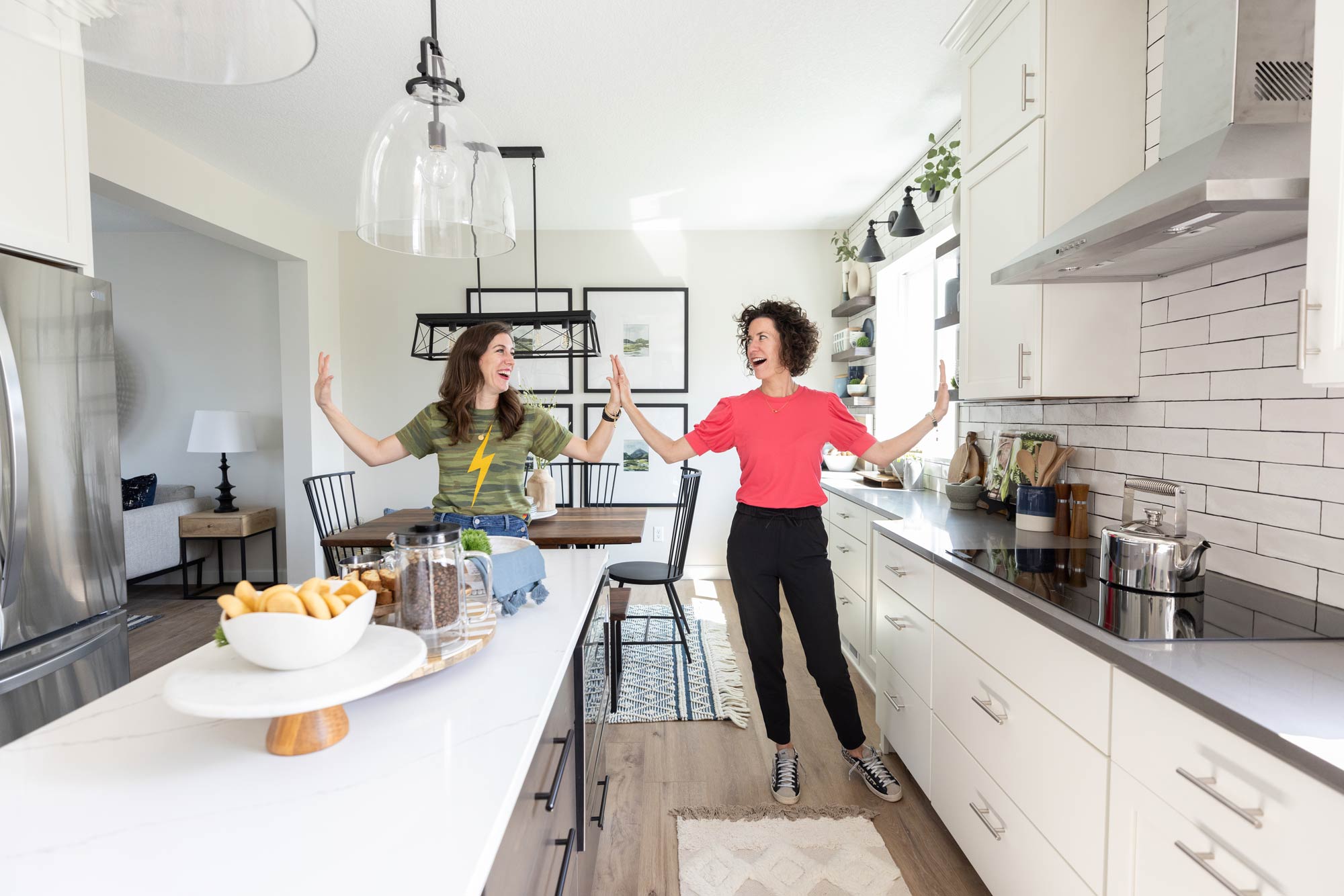 Kirsten and Lindsey in the Kitchen