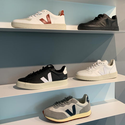 Sneakers im Zurfday Concept Store