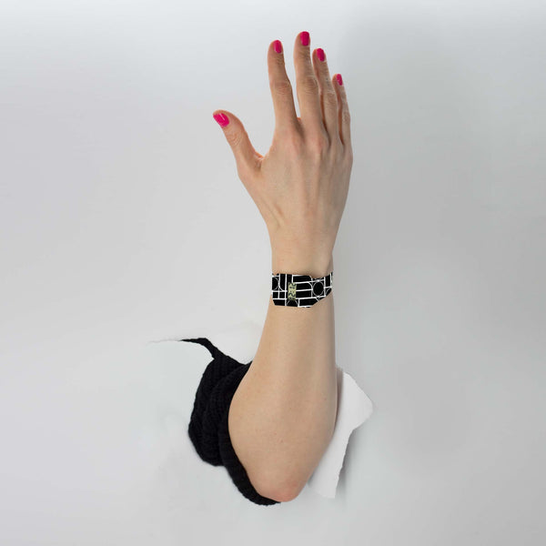 I Like Paper - Pappwatch Armbanduhr - Bauhaus Black