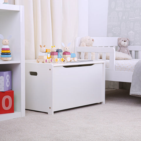 Children's room with toy rotation shelf and toy chest