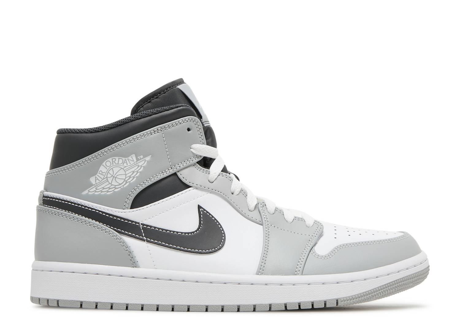 AIR JORDAN 1 MID WOMENS 