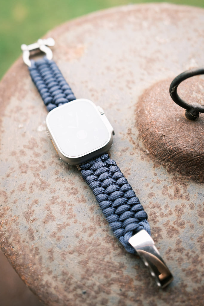 Tactical Apple Watch Paracord Band | Infinity Loops