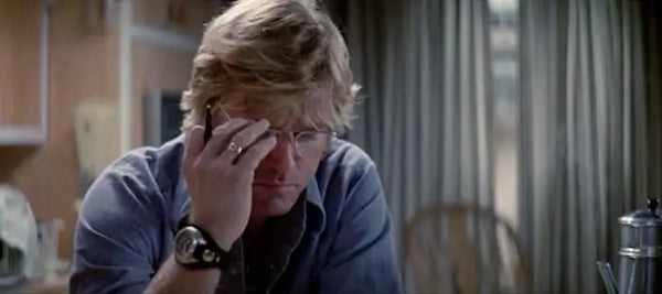 Robert Redford in Three Days of the Condor with a Doxa Sharkhunter on a Bund strap.