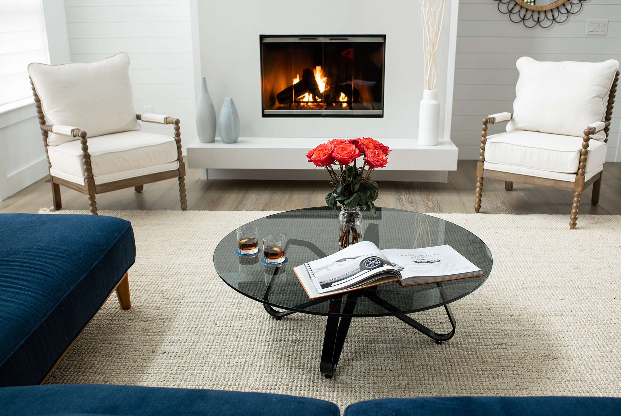 https://cdn.shopify.com/s/files/1/0555/4271/0370/files/4-7-22_Didit_Hampton_Day_24438_-_Grey_with_Fireplace.png?v=1650910380
