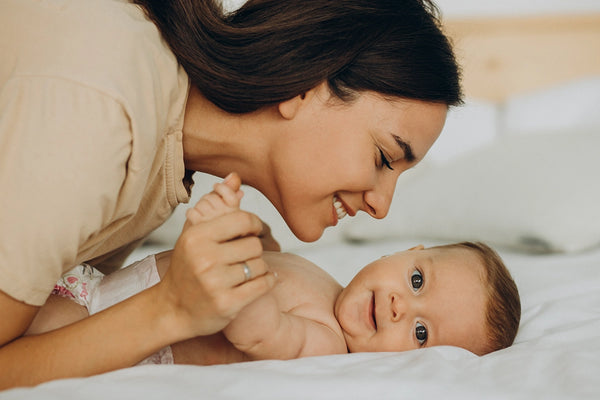 madre con neonata