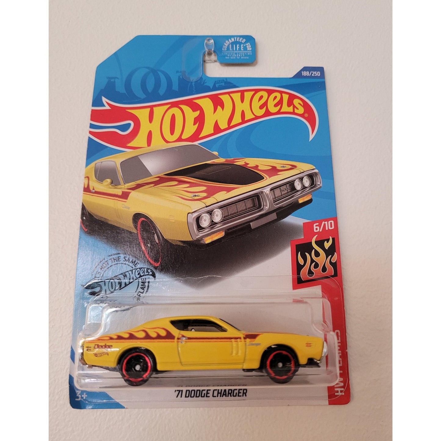 Hot Wheels - '71 Dodge Charger - Yellow - Long - DieCast Panda