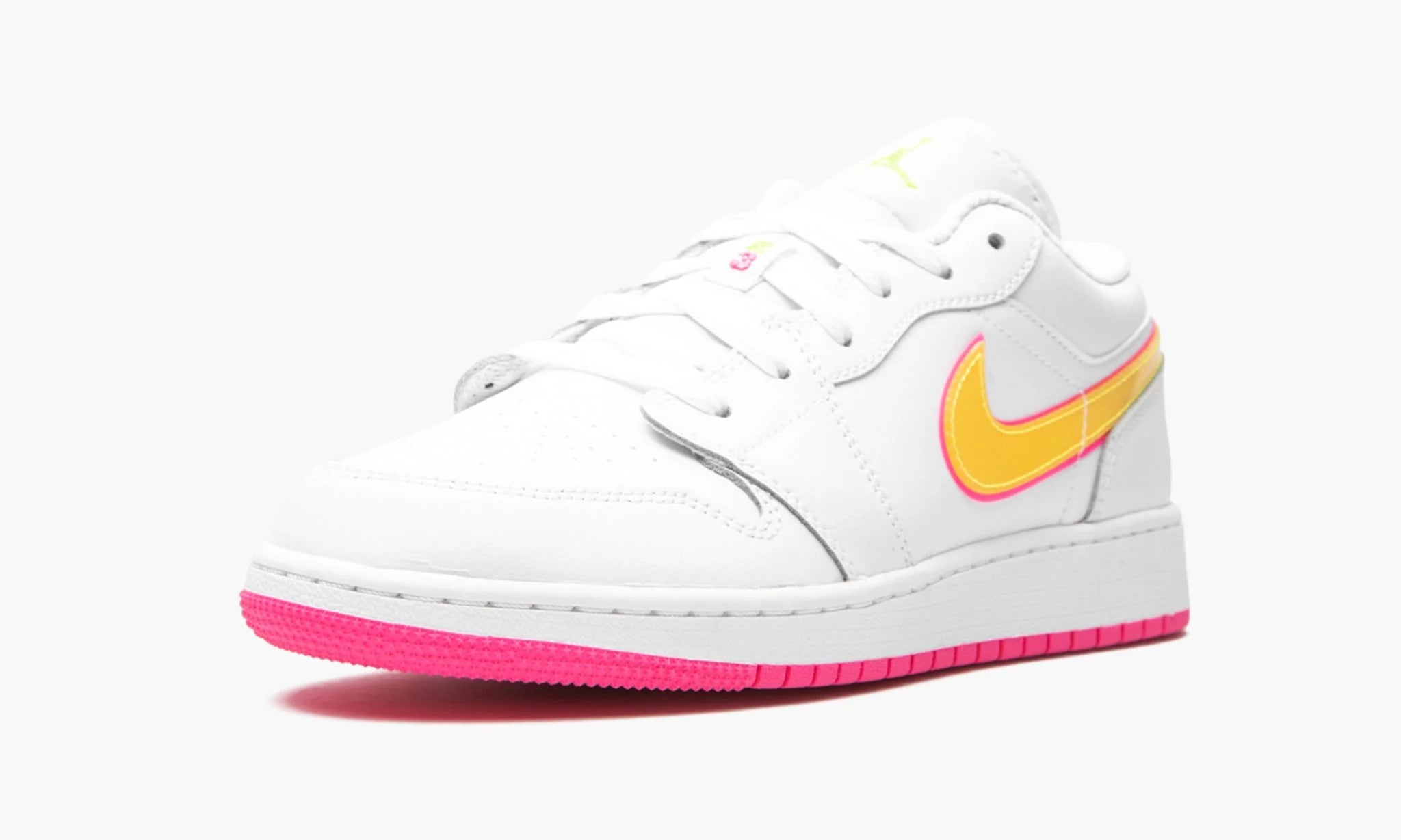 Jordan 1 Low Edge Glow (GS) at 3KICKS Dubai