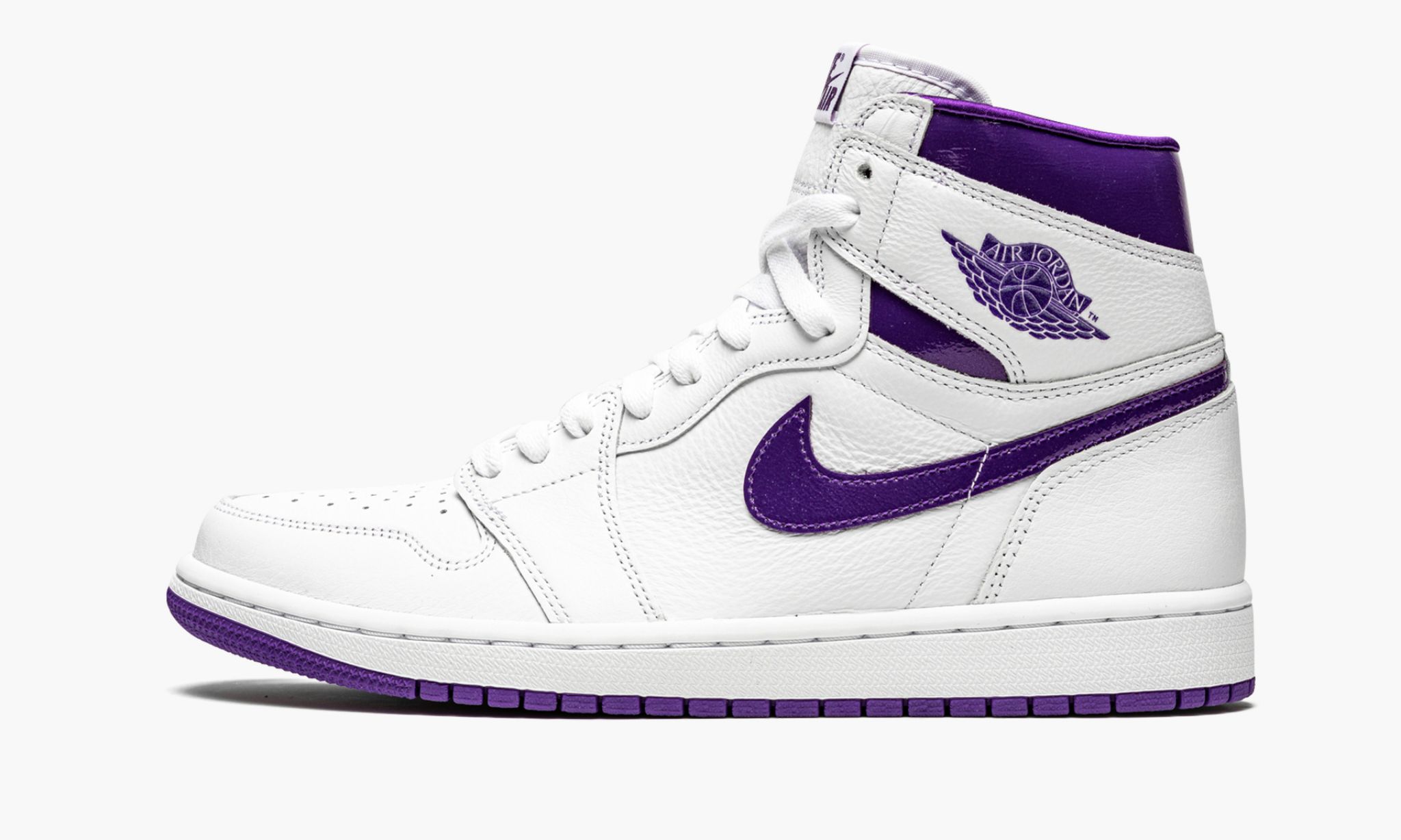 Shop Jordan 1 High Zoom Air CMFT Purple Patent (WMNS) at 3KICKS Dubai