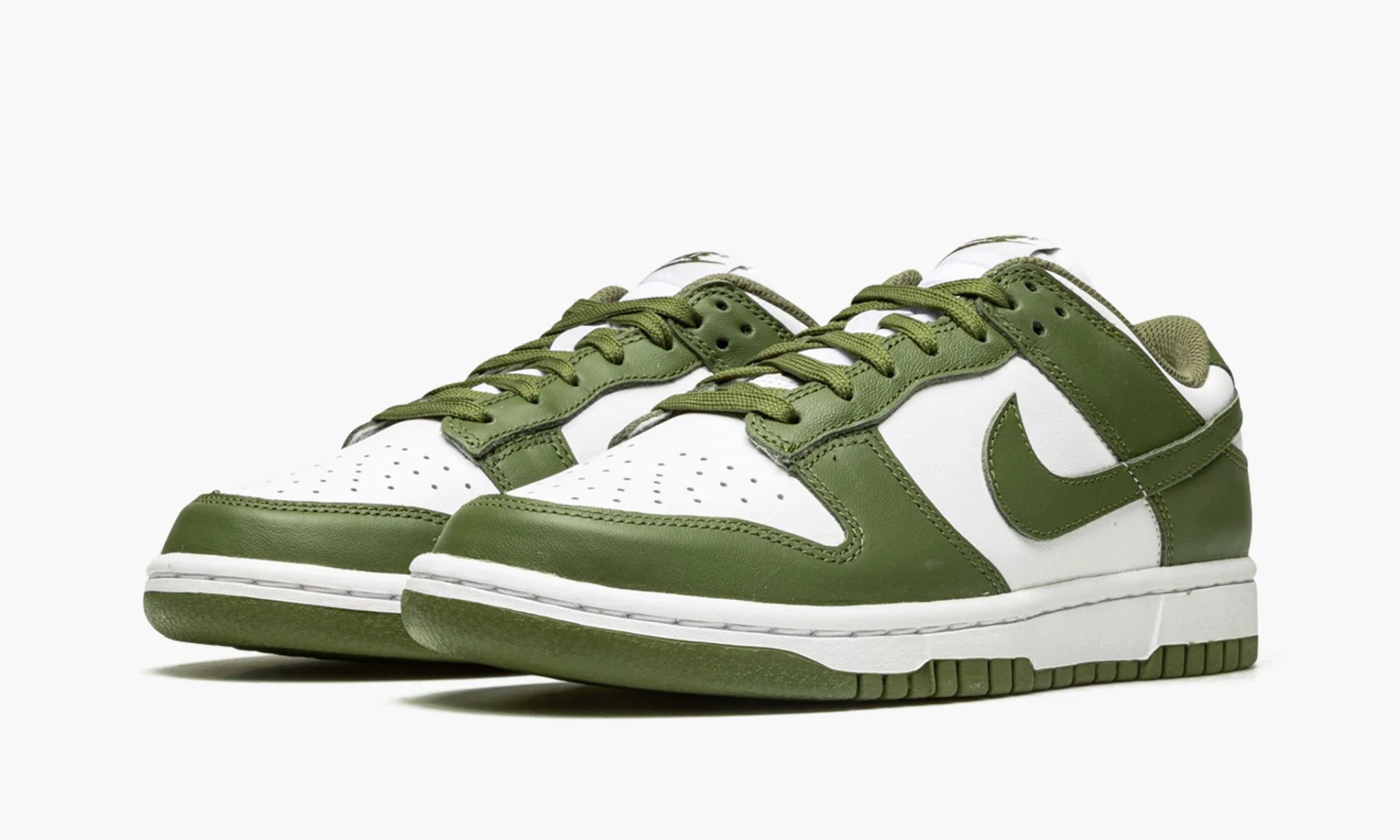 Nike Dunk Low Medium Olive (W) – 3KICKS