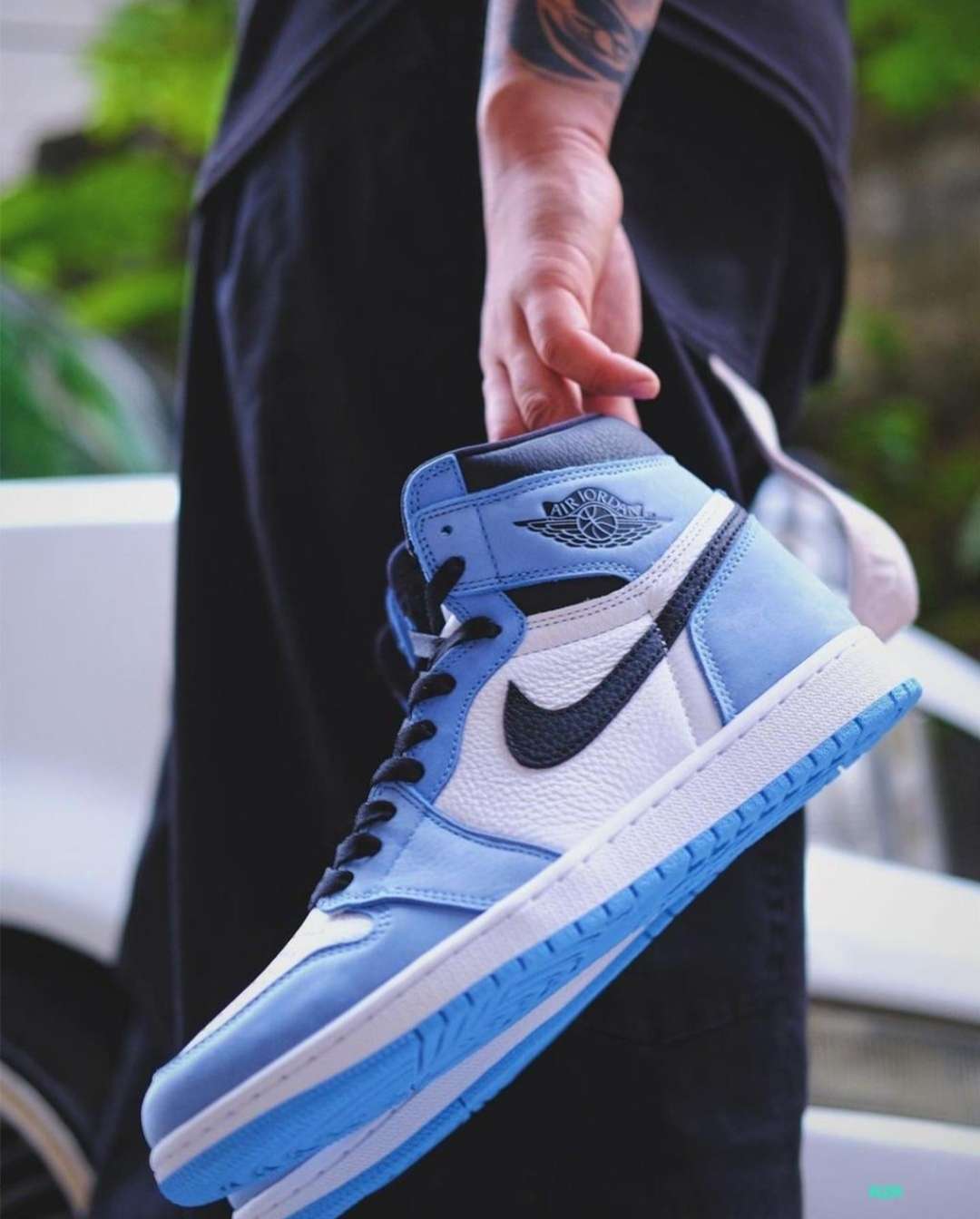 nike shoes jordan 1 blue