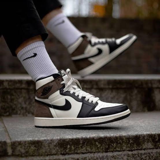 nike air jordan 1 retro high og mocha