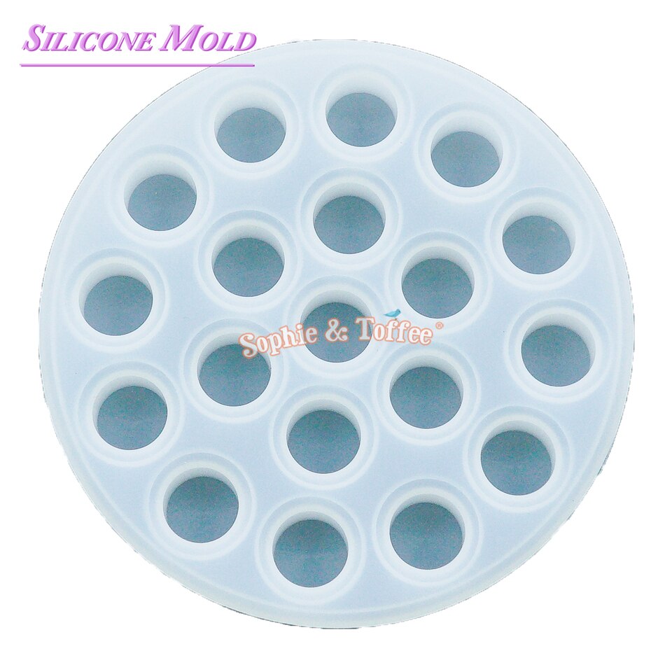 Sophie & Toffee - Silicone Mold Maker from Japan is coming to June's  Premium Box! This is a clay type mold maker which is also called Silicone  Mold Putty. It is a