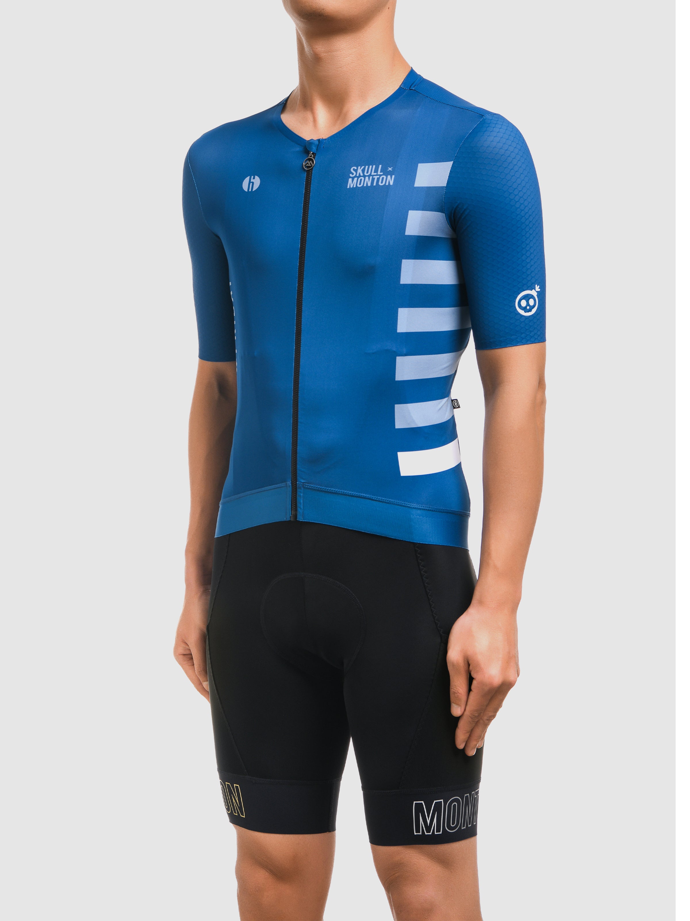 blue cycling jersey