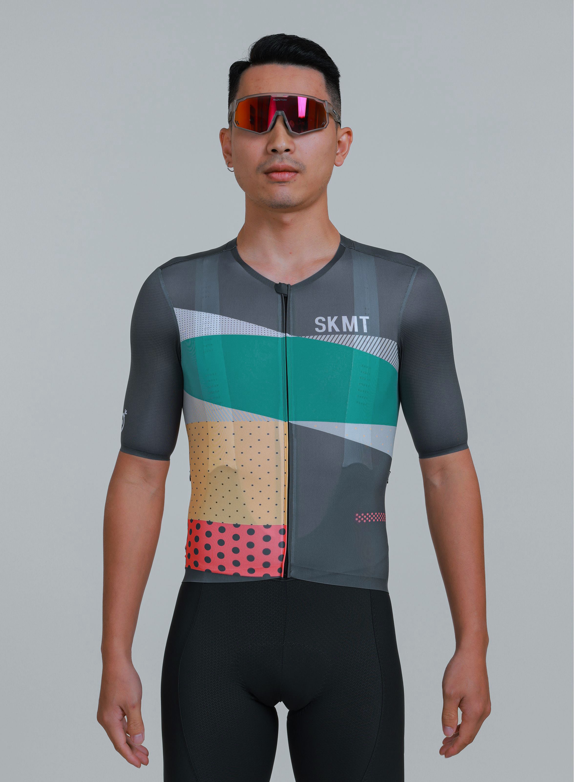 pro gray cycling jersey