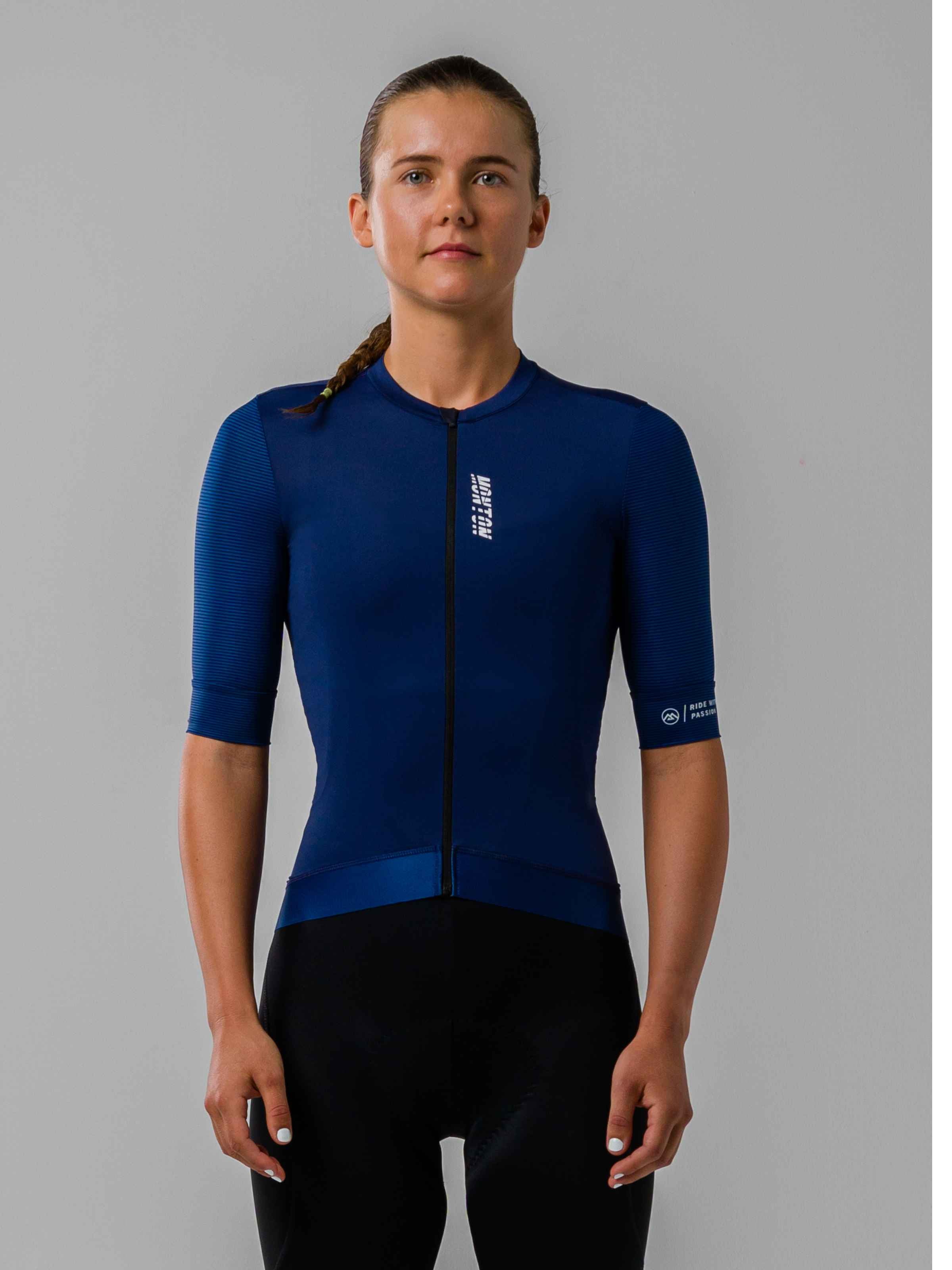 blue cycling jersey