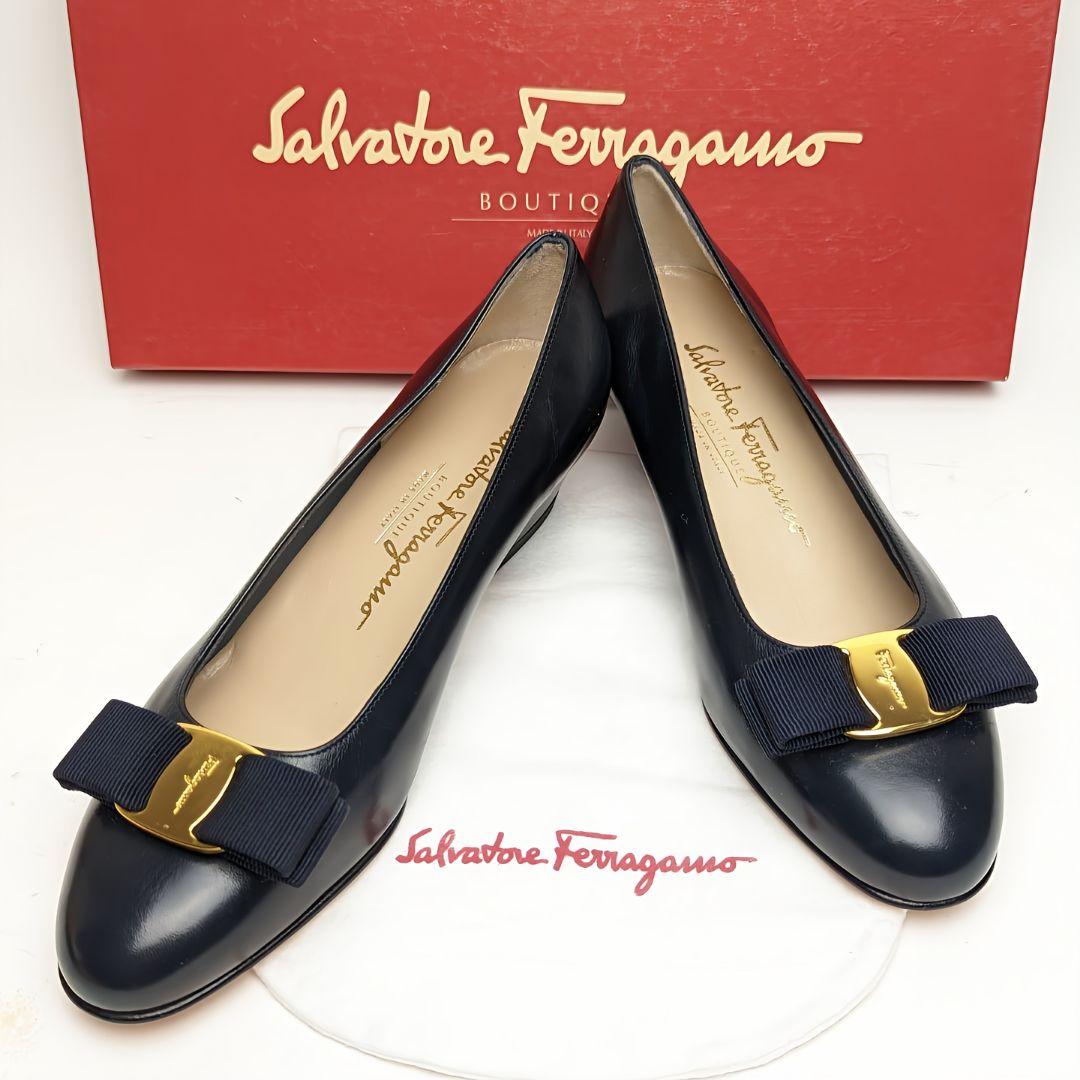 未使用品】Salvatore Ferragamoパンプス 61/2 高品質の激安 37%割引