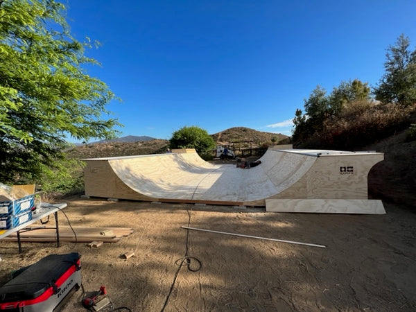 Installation of custom halfpipe day one by oc ramps