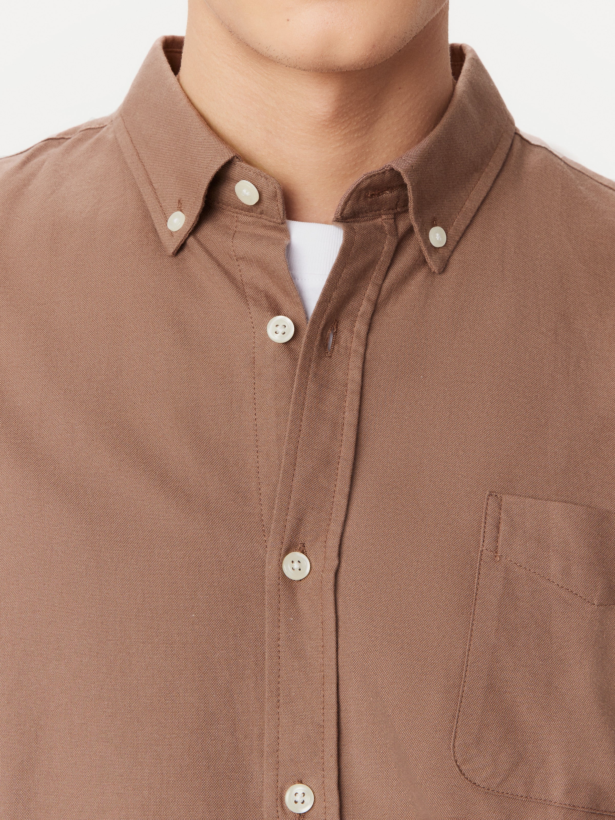 The Jasper Oxford Shirt in Walnut